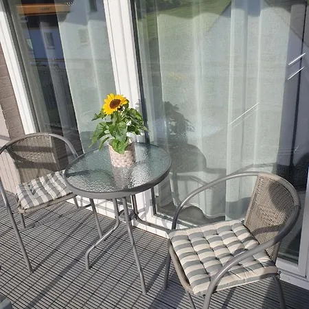 - Nachtigall 1 Apartment Bad Hersfeld