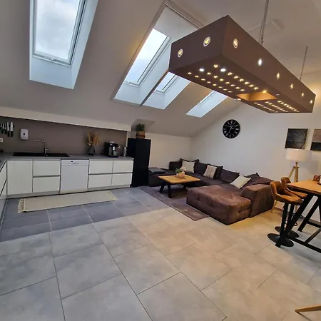 - Nachtigall 1 Apartment