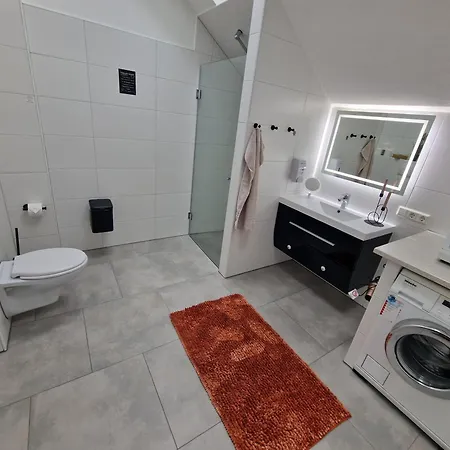 - Nachtigall 1 Apartment *